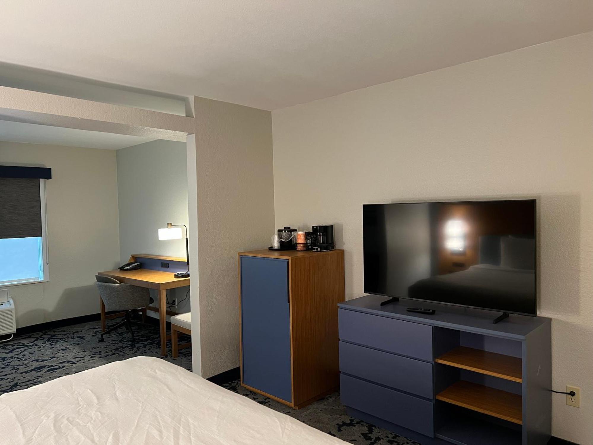 Suite Lit King-Size avec Canapé-Lit - Non-Fumeurs/Couloir Intérieur